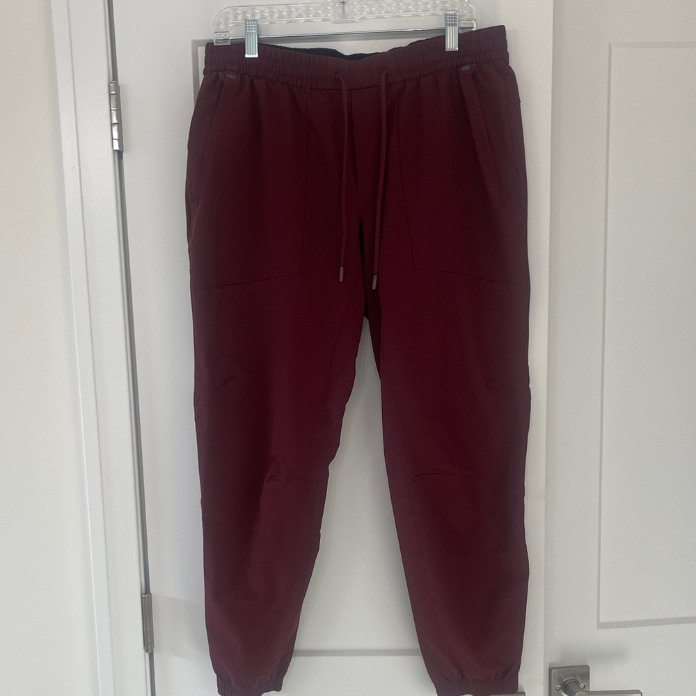 lululemon athletica Men's Burgundy Jogger Pants